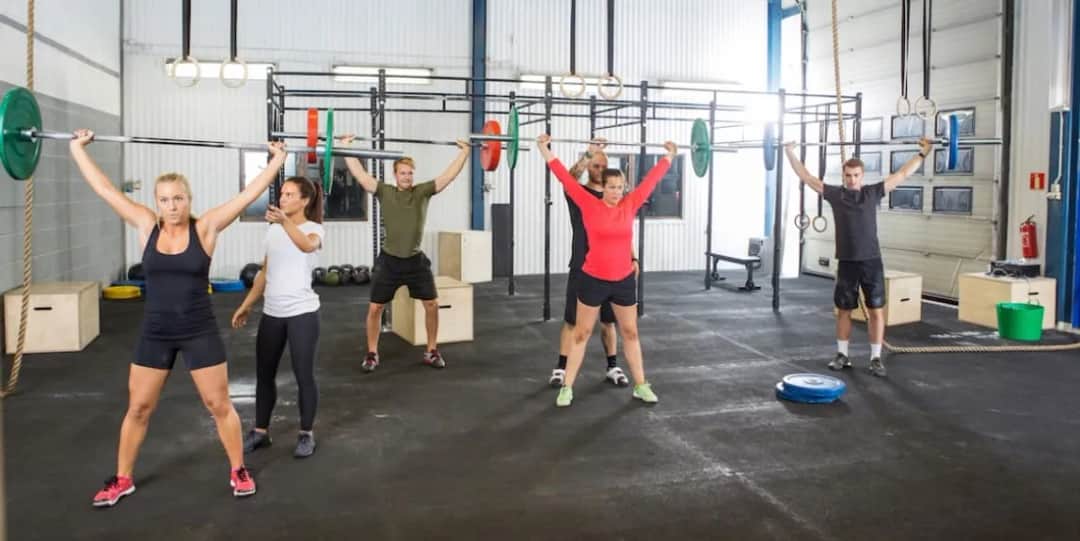 Ile kalorii spala się na crossficie? Zaskakujące wyniki treningu!