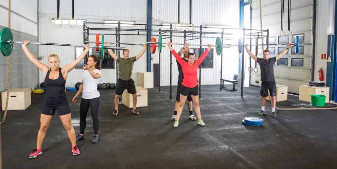 Ile kalorii spala się na crossficie? Zaskakujące wyniki treningu!